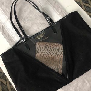 NWTs Victoria Secrets tote bag
